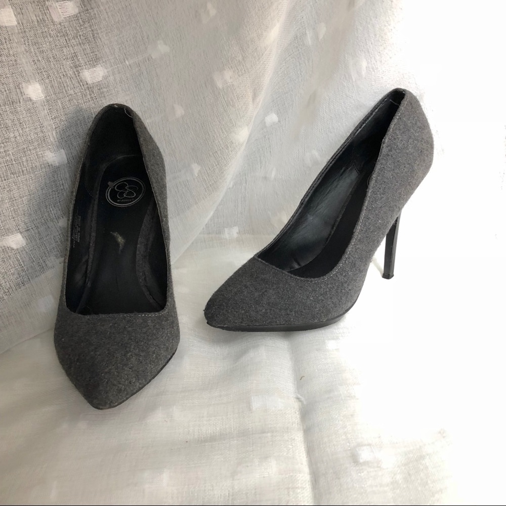 Jessica Simpson heels